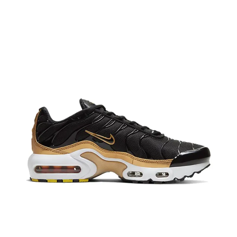 Nike Air Max Plus Black Metallic Gold GS-1
