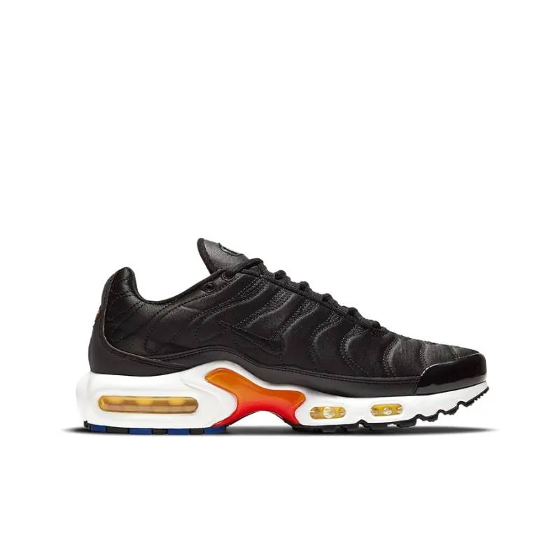 Nike Air Max Plus 'Black Pink Glow' Women's-1