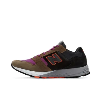 New Balance 575