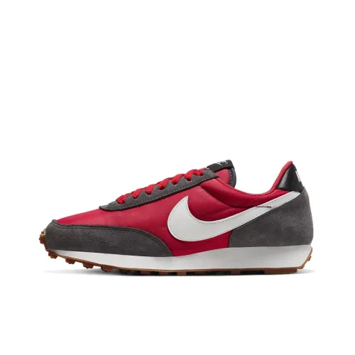 Nike Daybreak Iron Grey Track Red Women's