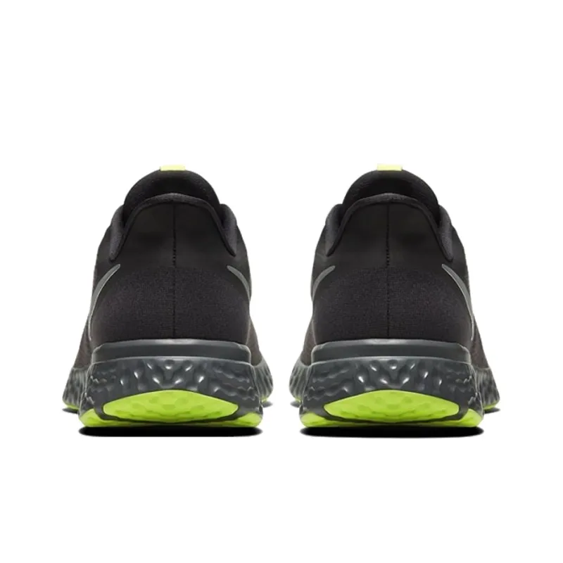 Nike Revolution 5 'Black Volt Green'-3