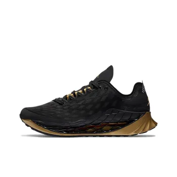 JORDAN Zoom Trunner Ultimate Black Metallic Gold