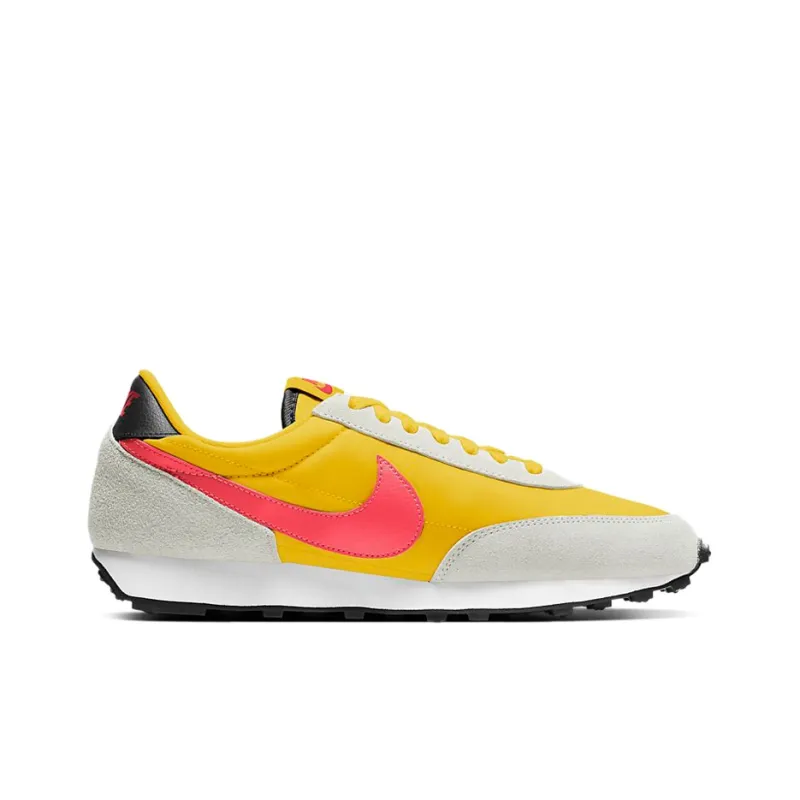 Nike Daybreak Dark Sulfur Women's-1