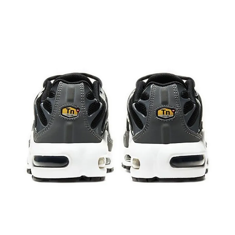 Nike Air Max Plus 'Black Barely Volt' Gs-3
