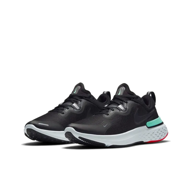 Nike React Miler Black Green Glow-2