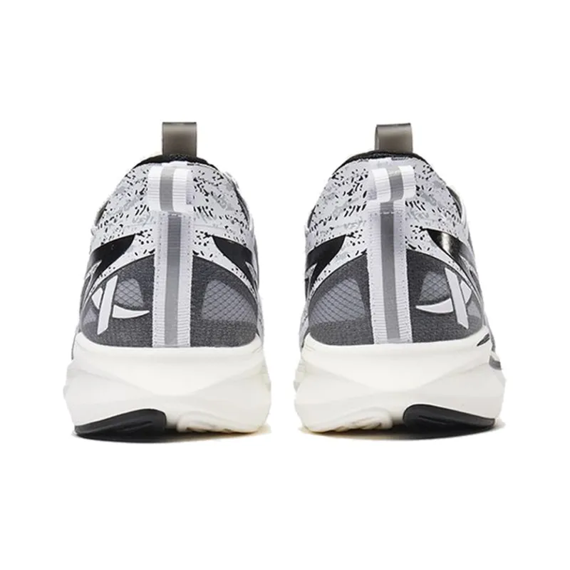 XTEP To Light 4.0 Running Shoes Men Low Top White Black-3