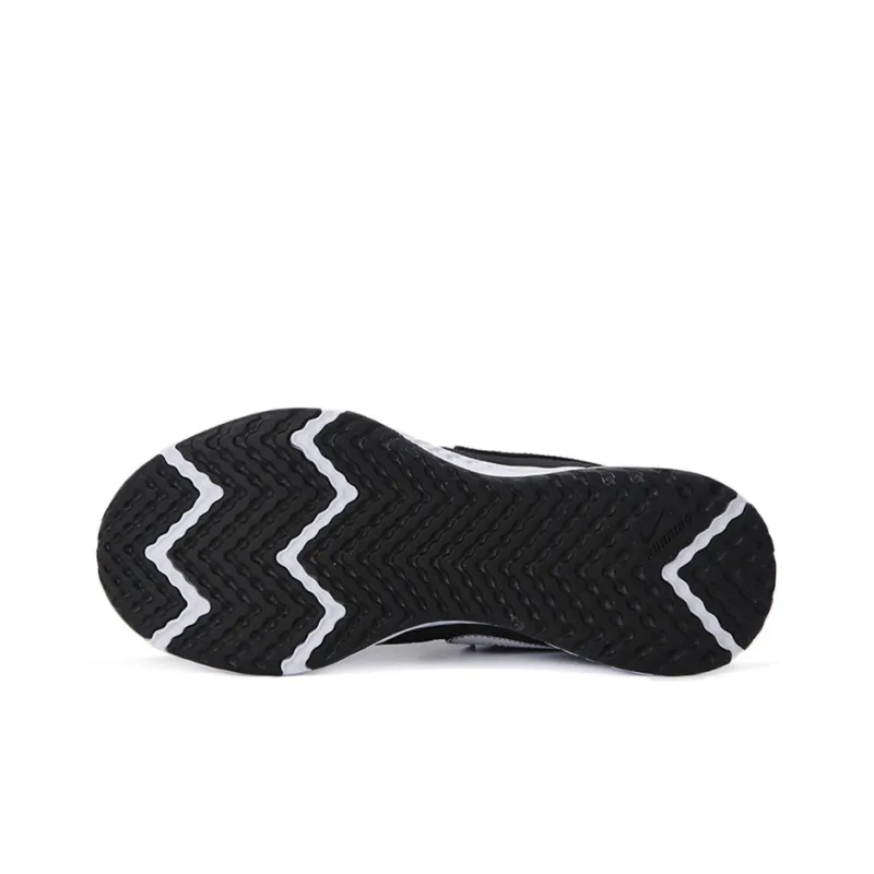 Nike Revolution 5 Ext 'Black White' Women's-4