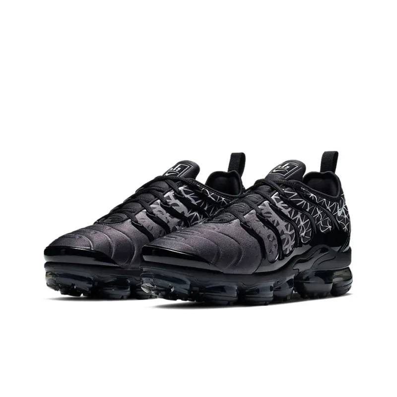 Nike Air VaporMax Plus Geometric Black White-2