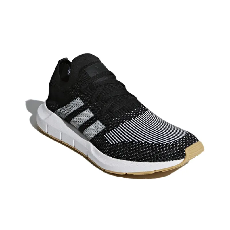 Adidas Originals Swift Run Primeknit 'Core Black White'-2