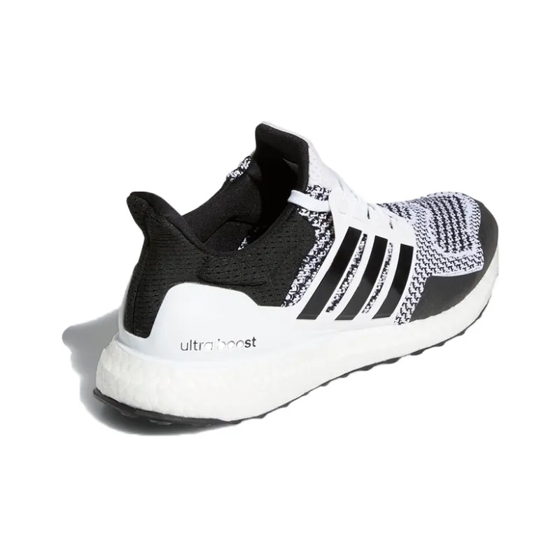 Adidas Ultra Boost 1.0 Dna Cookies And Cream-3