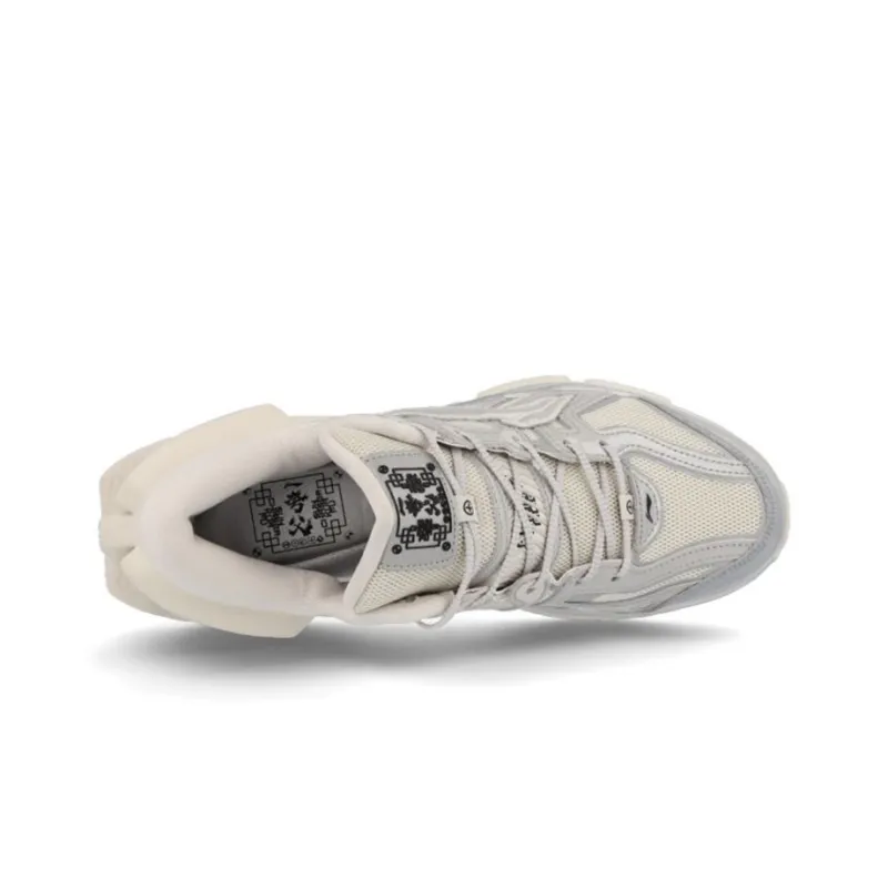 LiNing Kuafu Low Top Running Shoes Men's Ginkgo Paris Fashion Week-3