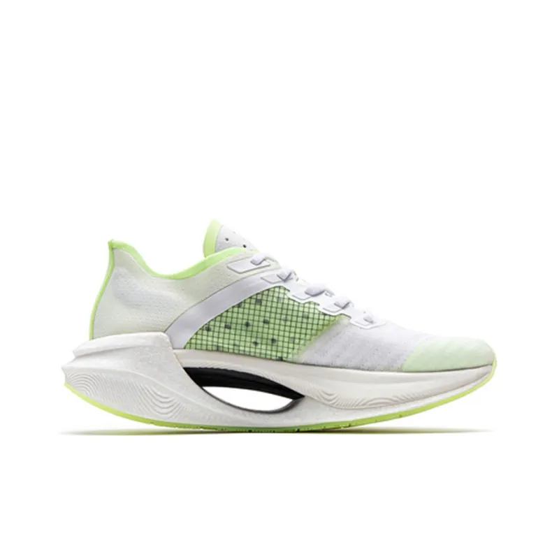LiNing Jueying Essential Cushioning Rebound Breathable Coverage Lightweight Low Top Running Shoes Women's White Green-1