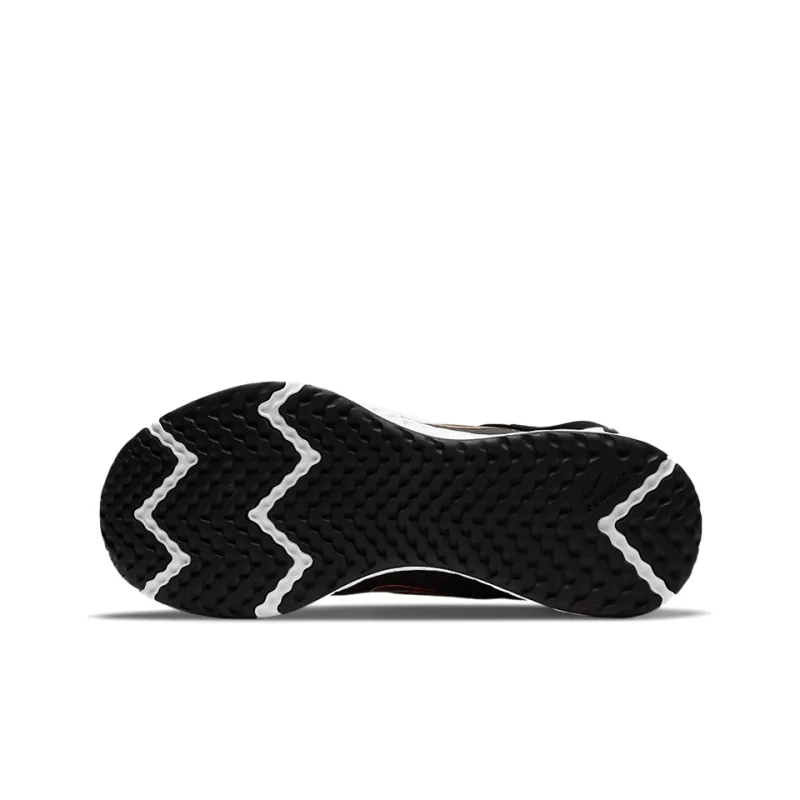 Nike Revolution 5 FlyEase 'Black White Orange'-5
