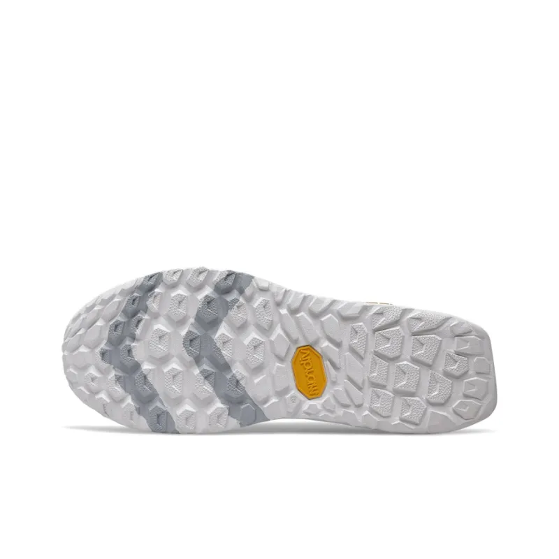 New Balance Fresh Foam White-3