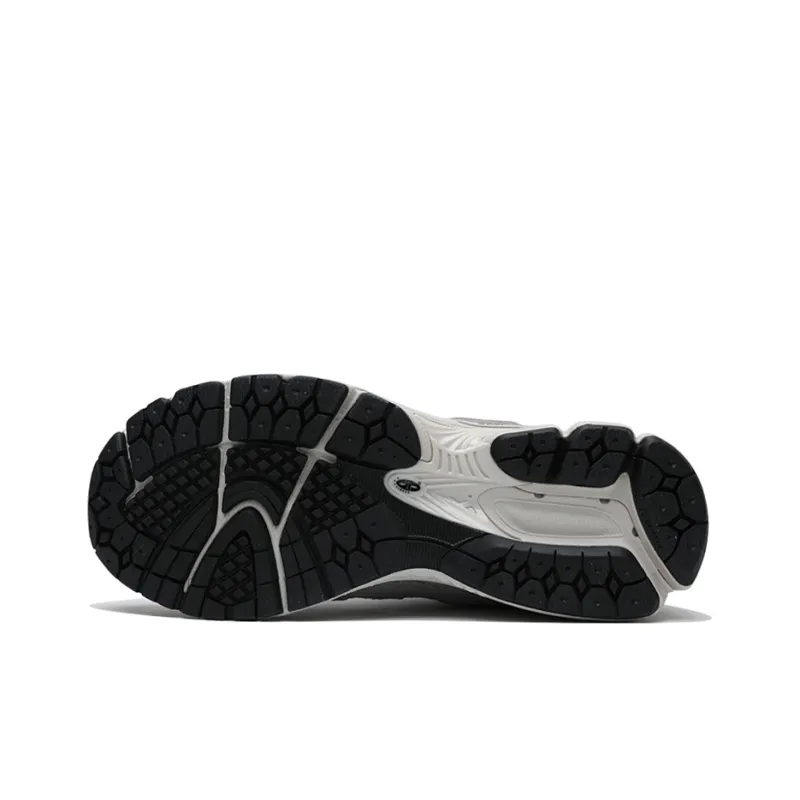 New Balance 2002R Marblehead Light Aluminum-5