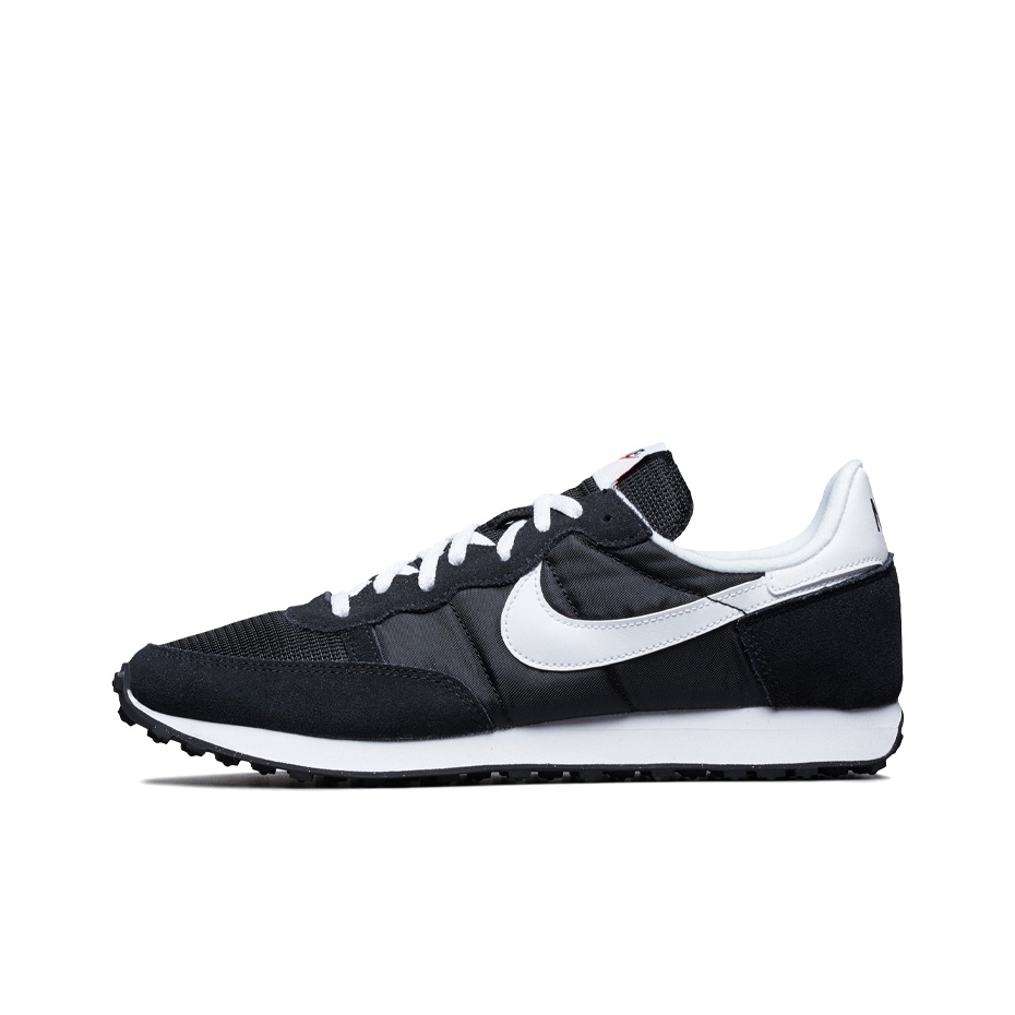 nike challenger og trainers in light grey