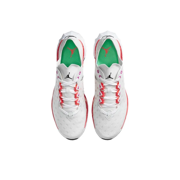 JORDAN Trunner Ultimate 'Flash Crimson'-3