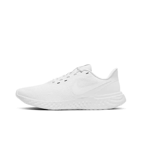 Nike Revolution 5 Triple White