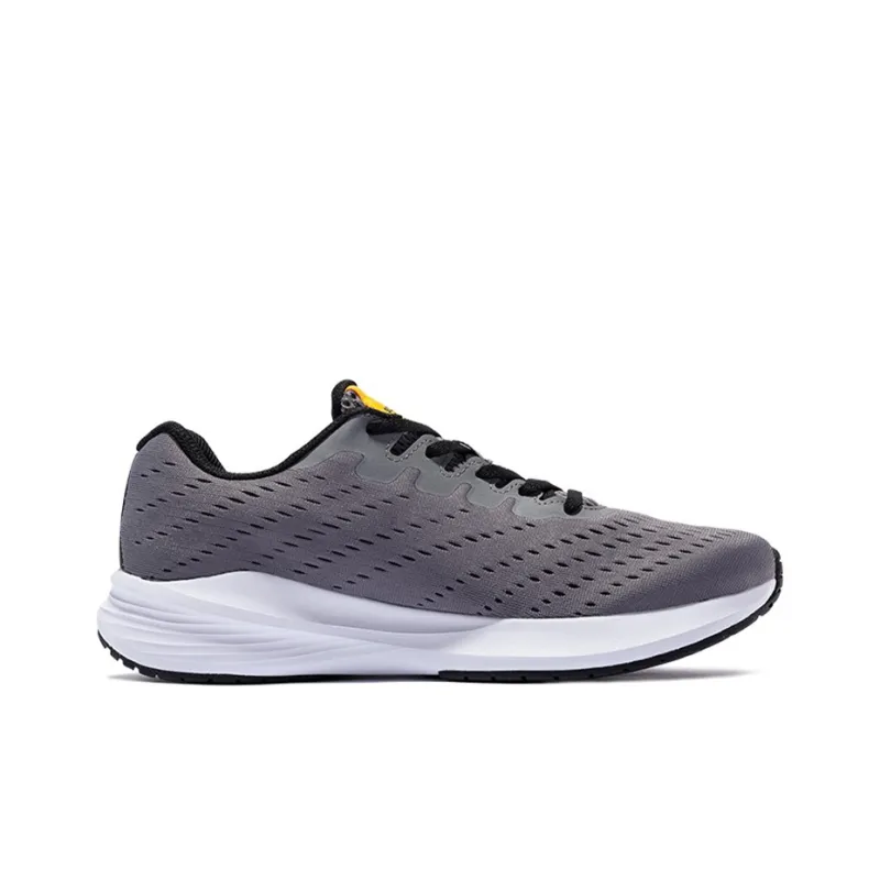 Saucony Striker Raid Running Shoes Men Low-Top Gray Black-1