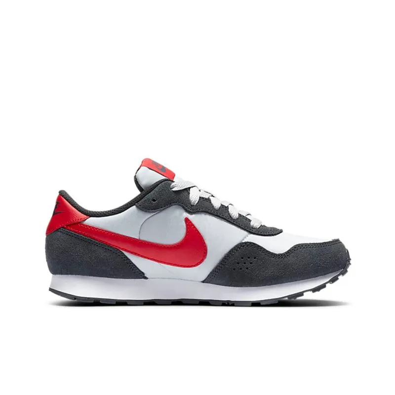 Nike MD Valiant Dark Grey University Red GS-1