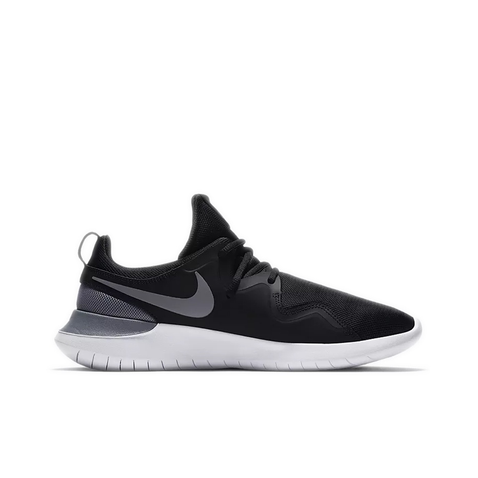 Nike tessen gs deals