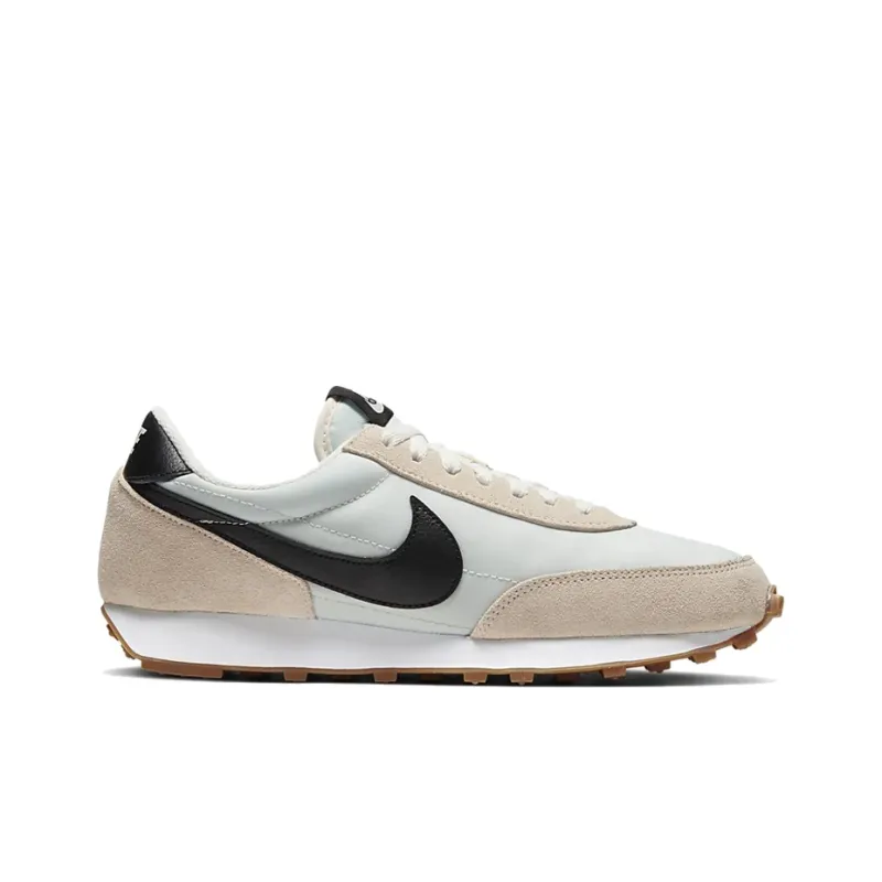Nike Daybreak Pale Ivory Spruce Aura Women's-1