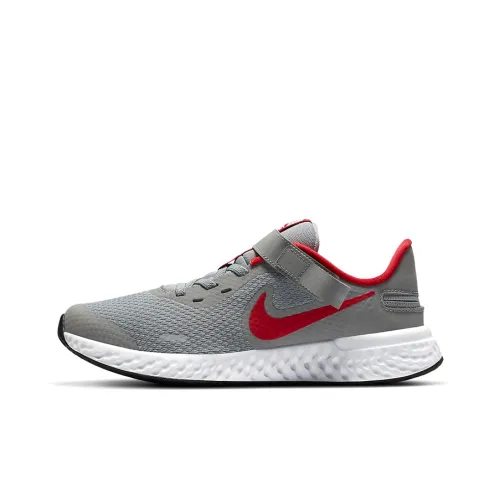 nike white Revolution 5 FlyEase 'Grey Red' Gs