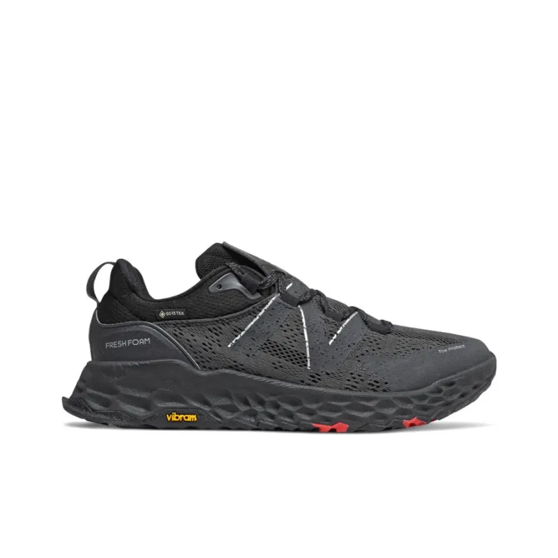 New Balance Fresh Foam Hierro V5 Gore Tex 'Black'-1