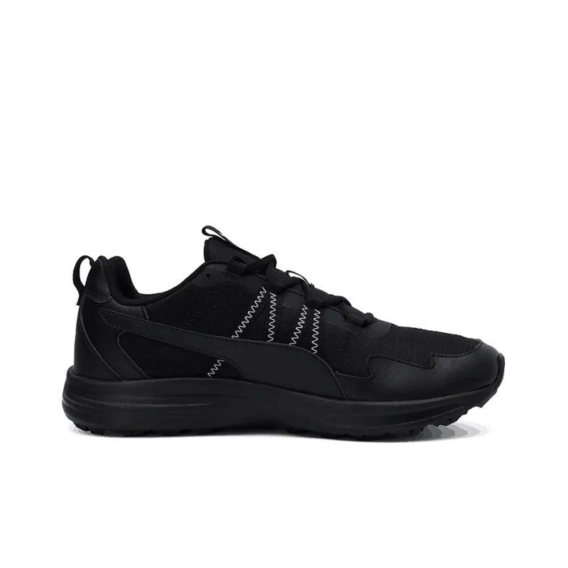 PUMA Escalate Low Black-1