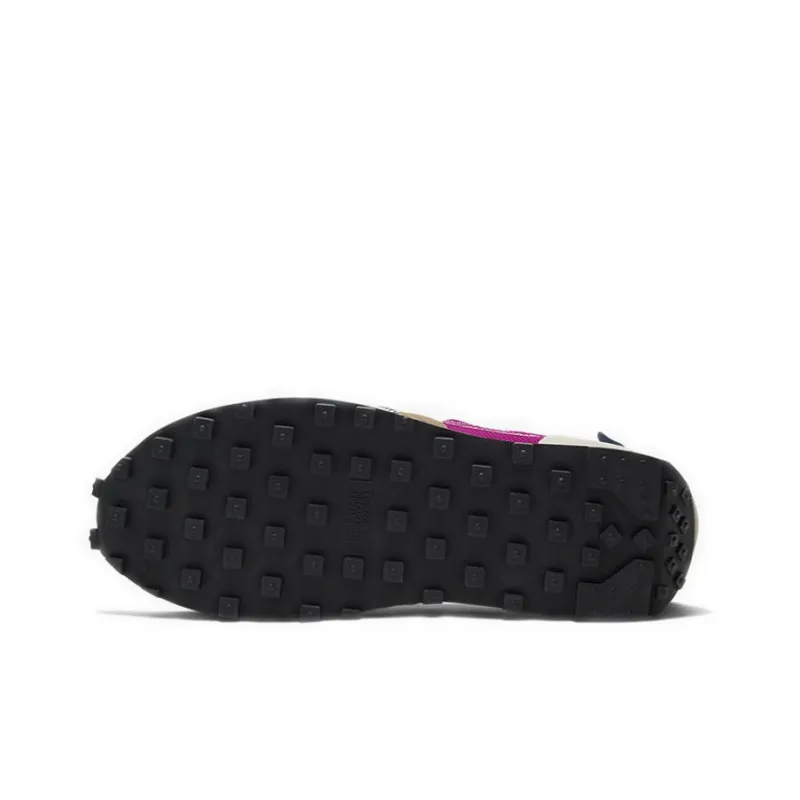 Nike Daybreak Type Cactus Flower-4