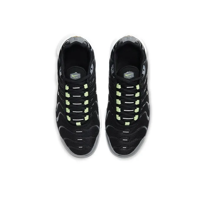Nike Air Max Plus 'Black Barely Volt' Gs-4