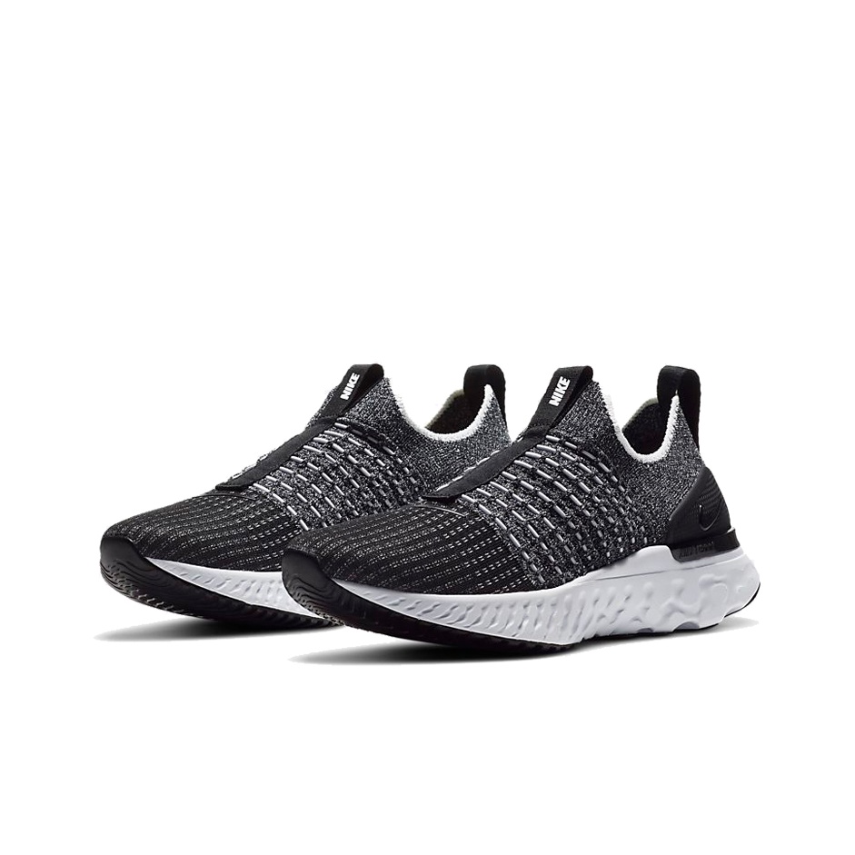 Nike React Phantom Run Flyknit 2 Oreo Women s POIZON