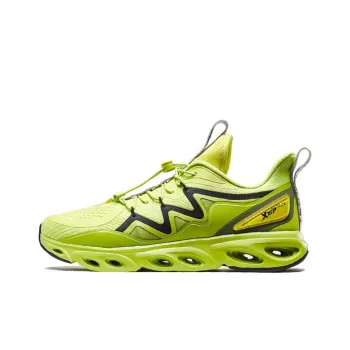 XTEP Flowing Spirits Low Top Running Shoes Men's Green