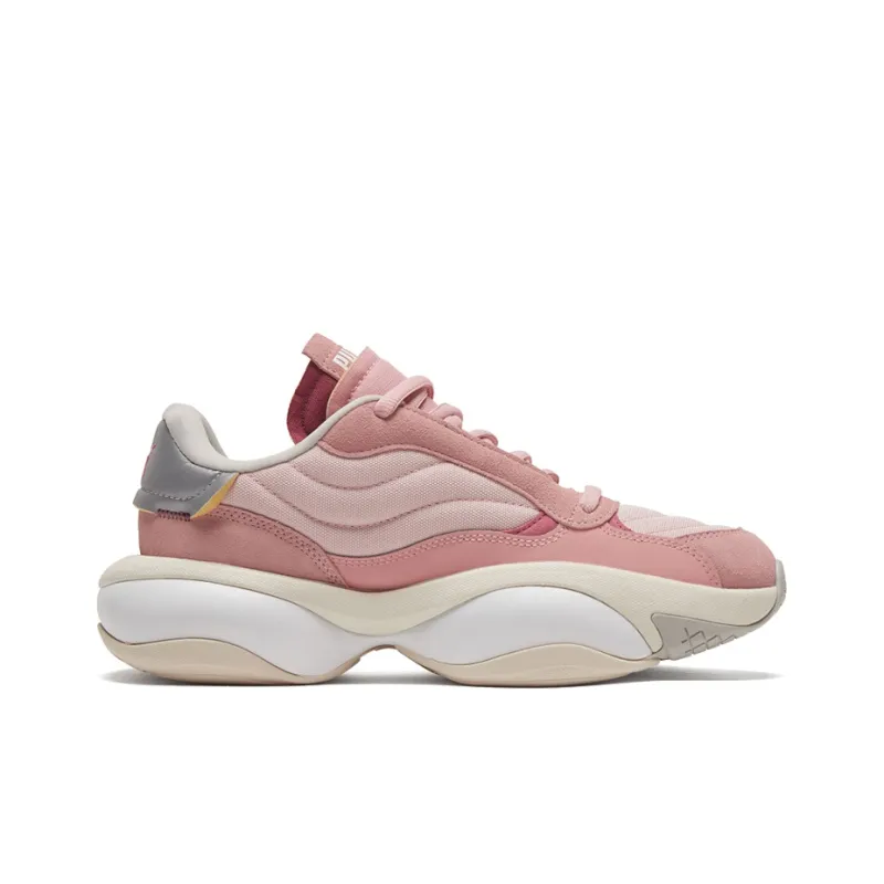 PUMA Alteration Moon Boot 'Bridal Rose'-1