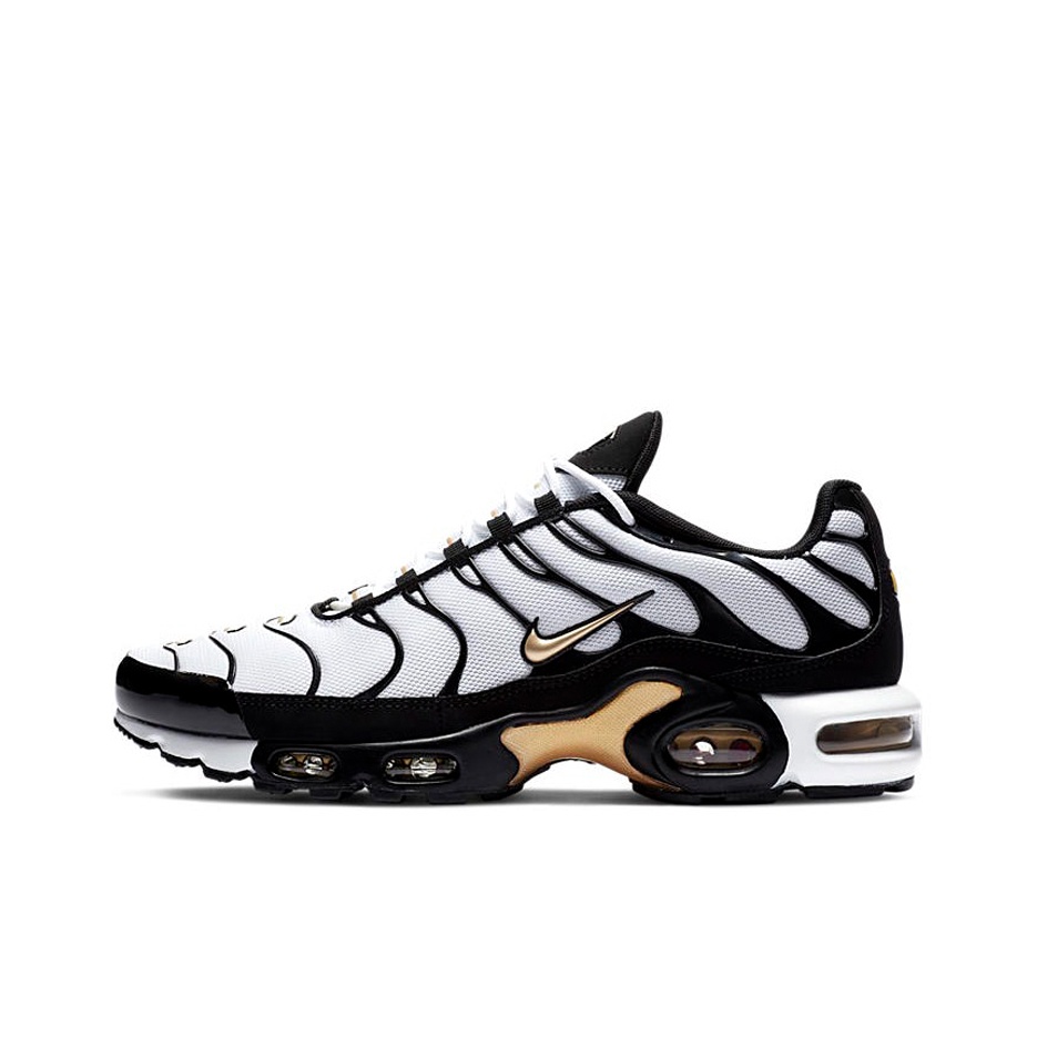 gold and white air max plus