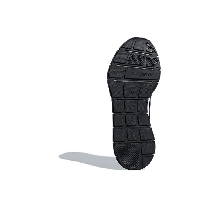Adidas Swift Run Core Black White-5