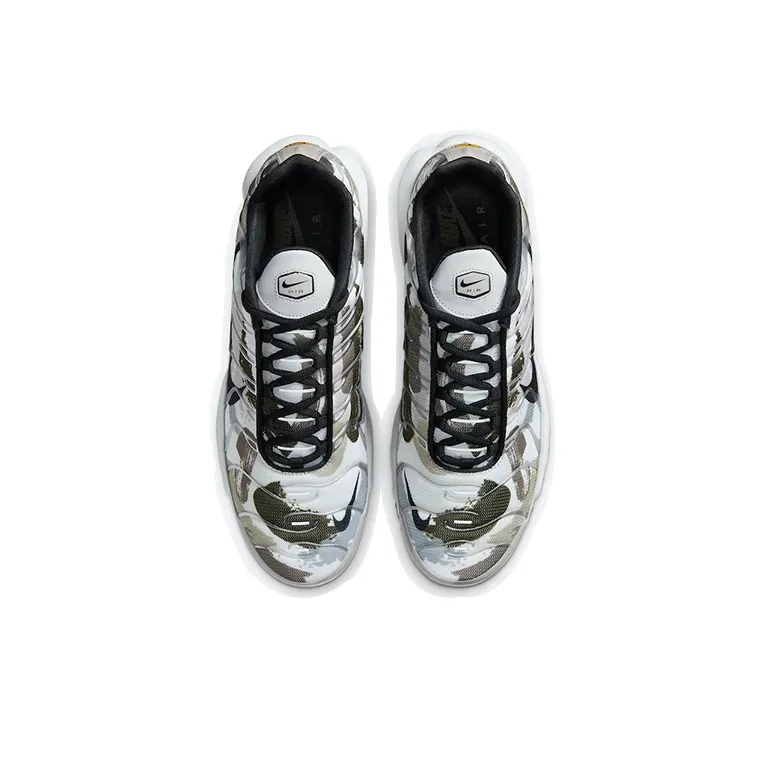 Nike Air Max Plus Brushstroke Camo-4