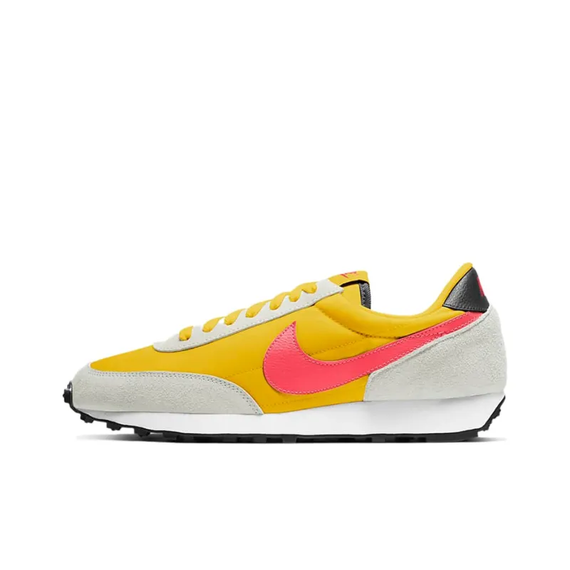 Nike Daybreak Dark Sulfur Women's-0
