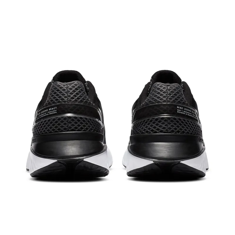 Nike Legend React 3 Black-4