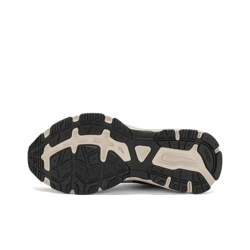 Mizuno Racer S 'Black Mesh'-4