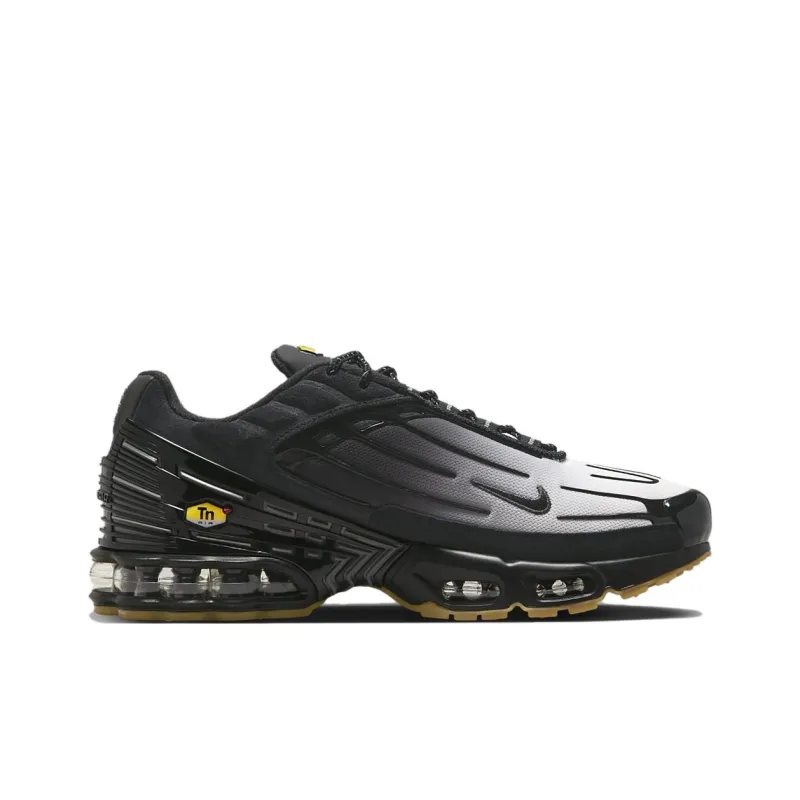 Nike Air Max Plus 3 Black Smoke Grey Gum-1