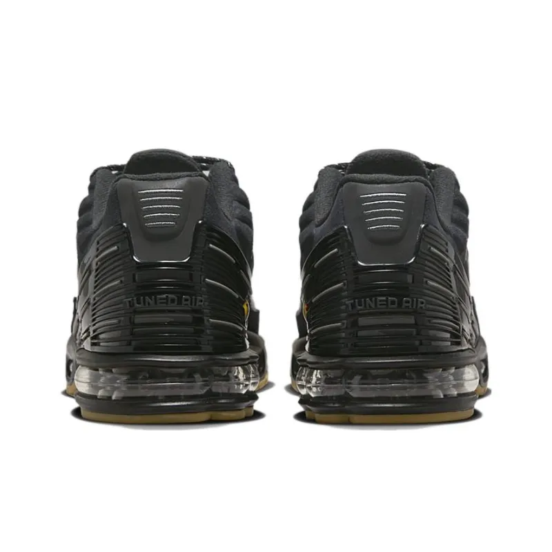 Nike Air Max Plus 3 Black Smoke Grey Gum-4