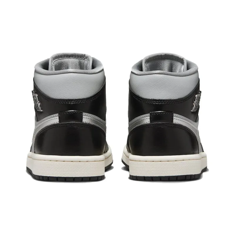 Jordan 1 Black Chrome-4