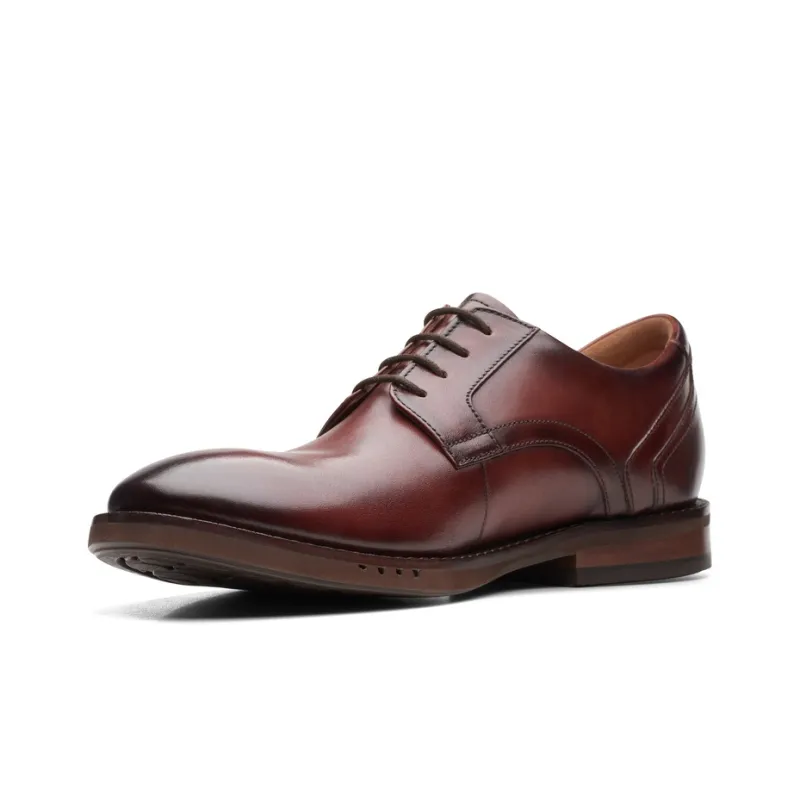 clarks Un Hugh Lace Leather Derby Shoes-1
