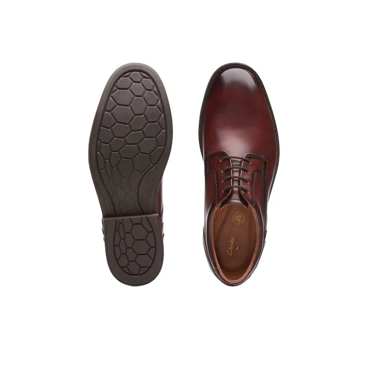 clarks Un Hugh Lace Leather Derby Shoes-3