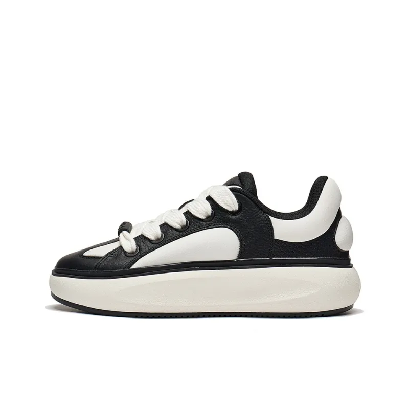LiNing Yun You C4D Low Top Casual Shoes Women's Black White-0