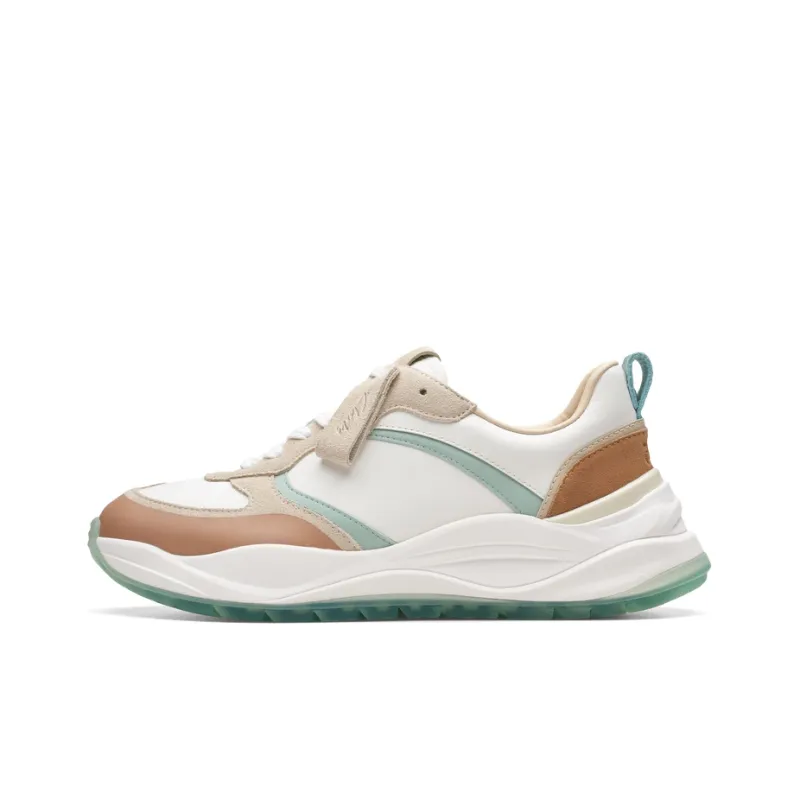 Clarks Lightweight Series Low Top Casual Shoes Women's Khaki-0