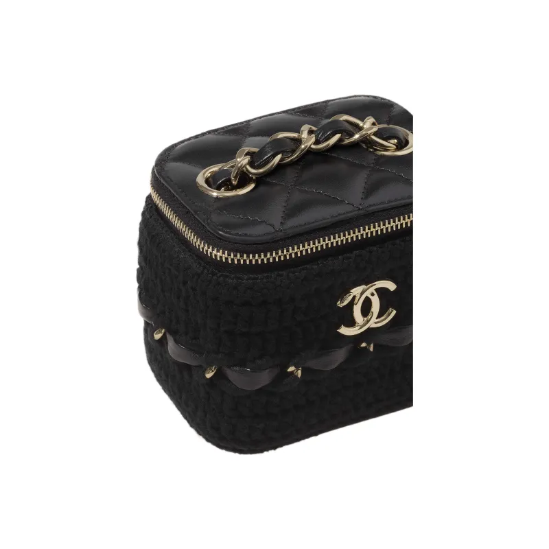 CHANEL 22c Early Spring Sheepskin Box Bag, Makeup Bag, Shoulder Bag, Crossbody Bag Trumpets Women's Black-3