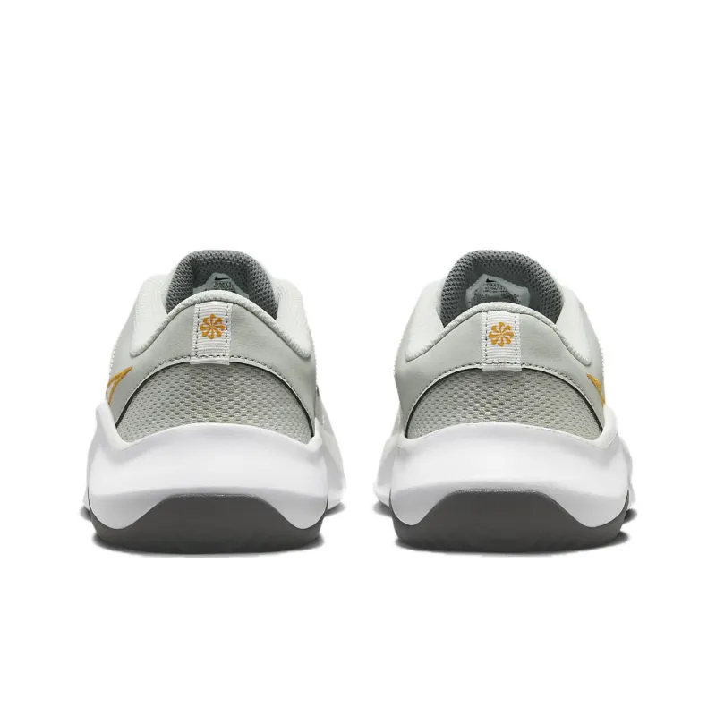 Legend Essential 3 Nike Next Nature 'Light Silver Bright Mandarin'-4