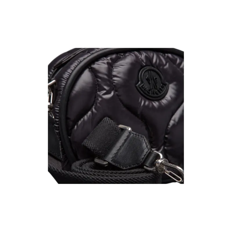 Moncler Logo Patch Zip Up Shoulder Bag-4